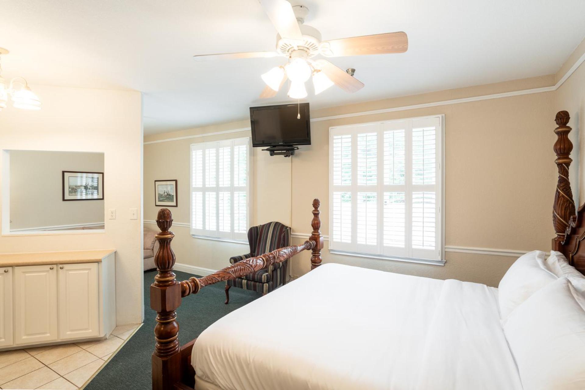Lake Lure Inn And Spa エクステリア 写真