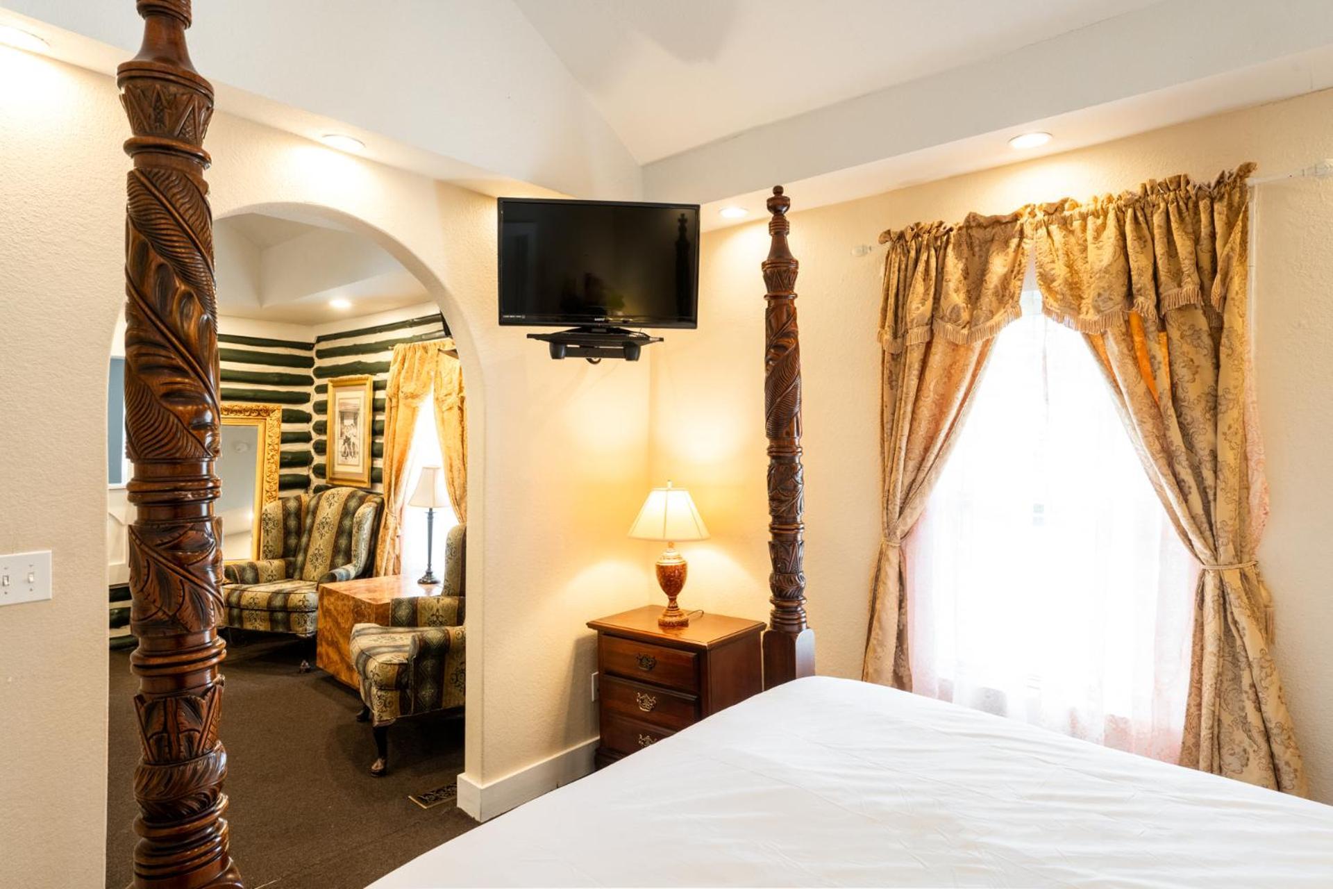 Lake Lure Inn And Spa エクステリア 写真
