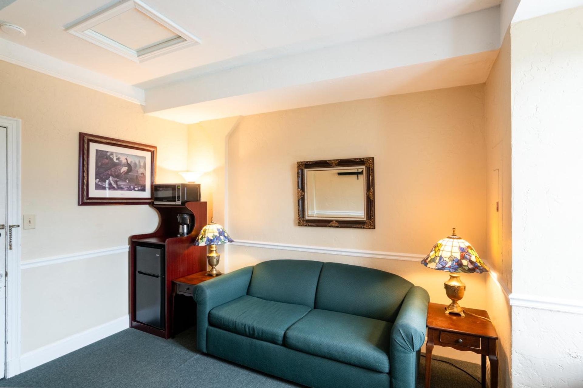 Lake Lure Inn And Spa エクステリア 写真