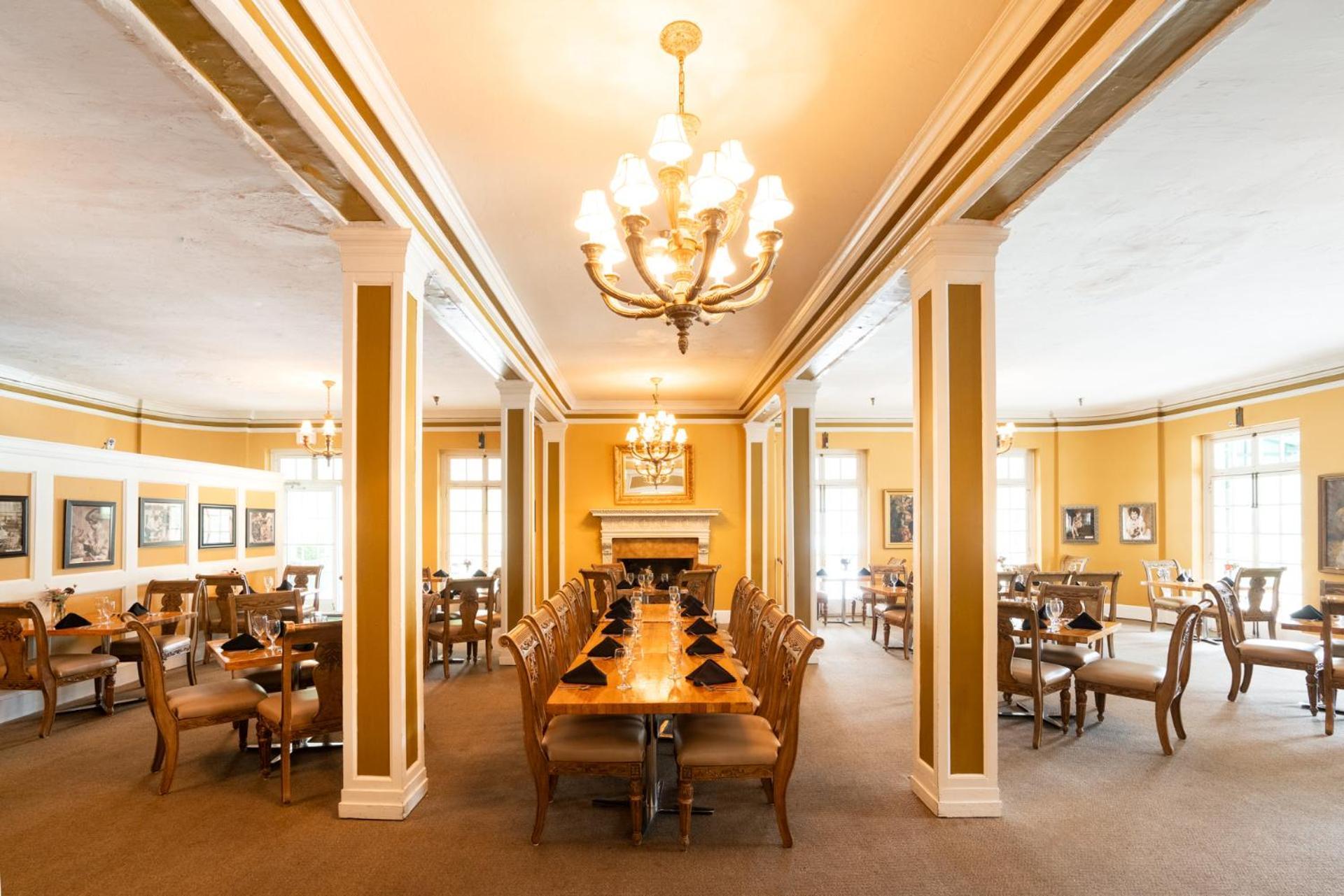 Lake Lure Inn And Spa エクステリア 写真